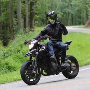 Meet your Posher, Carter